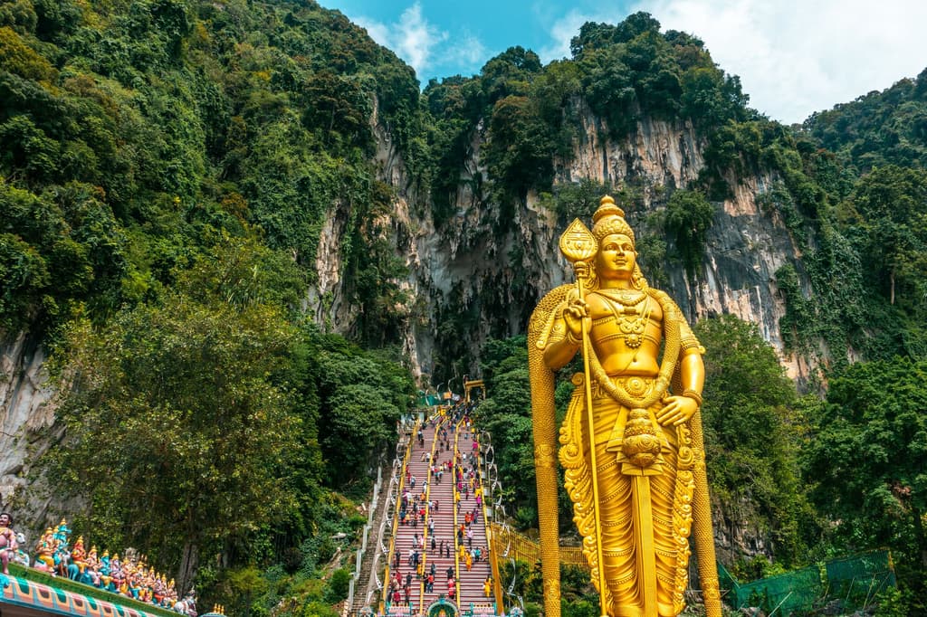 Highest temperature in Kuala Lumpur on August 28? card icon