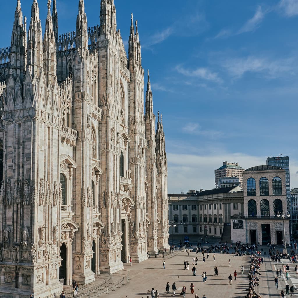 Highest temperature in Milan on August 28? card icon