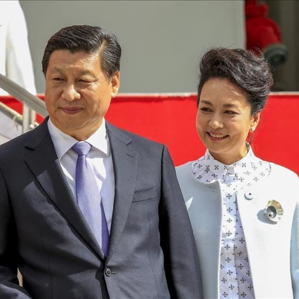 icon for Xi Jinping divorce before 2027?